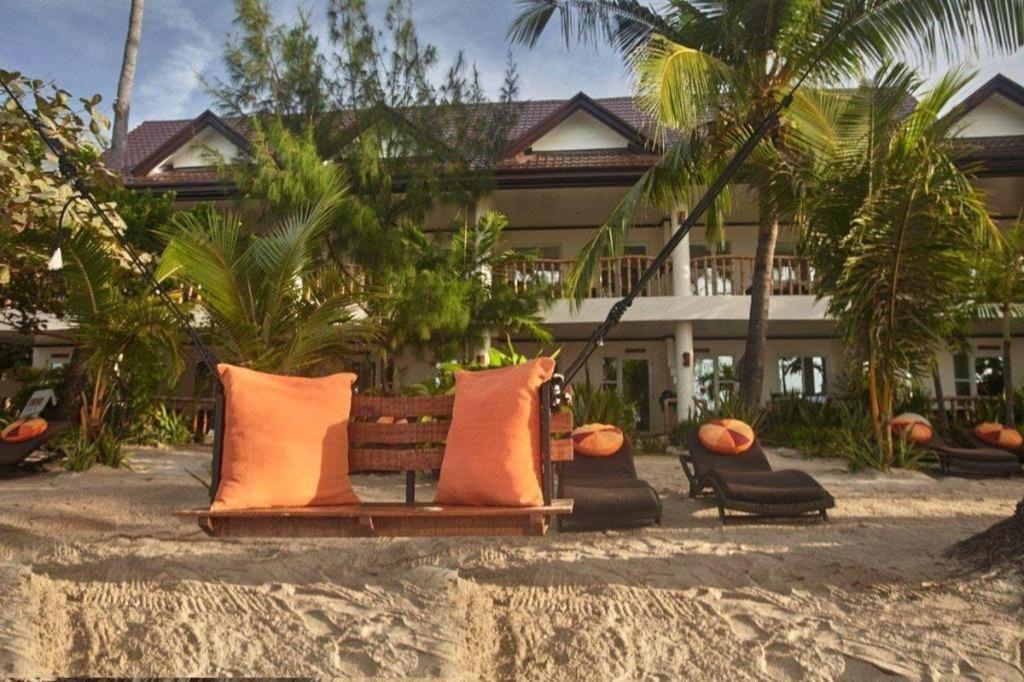 Ocean Vida Beach And Dive Resort Logon Εξωτερικό φωτογραφία